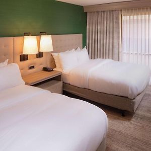 Queen Room Two Queen Beds Roll Shower Mobility Access
